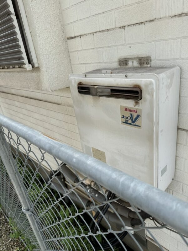 【給湯器  浴室内外のリモコン交換】練馬区